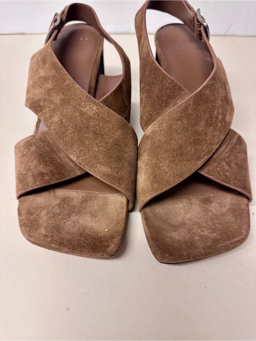 Vince Vero Cuoio Brown Suede Crossband Slingback Heels